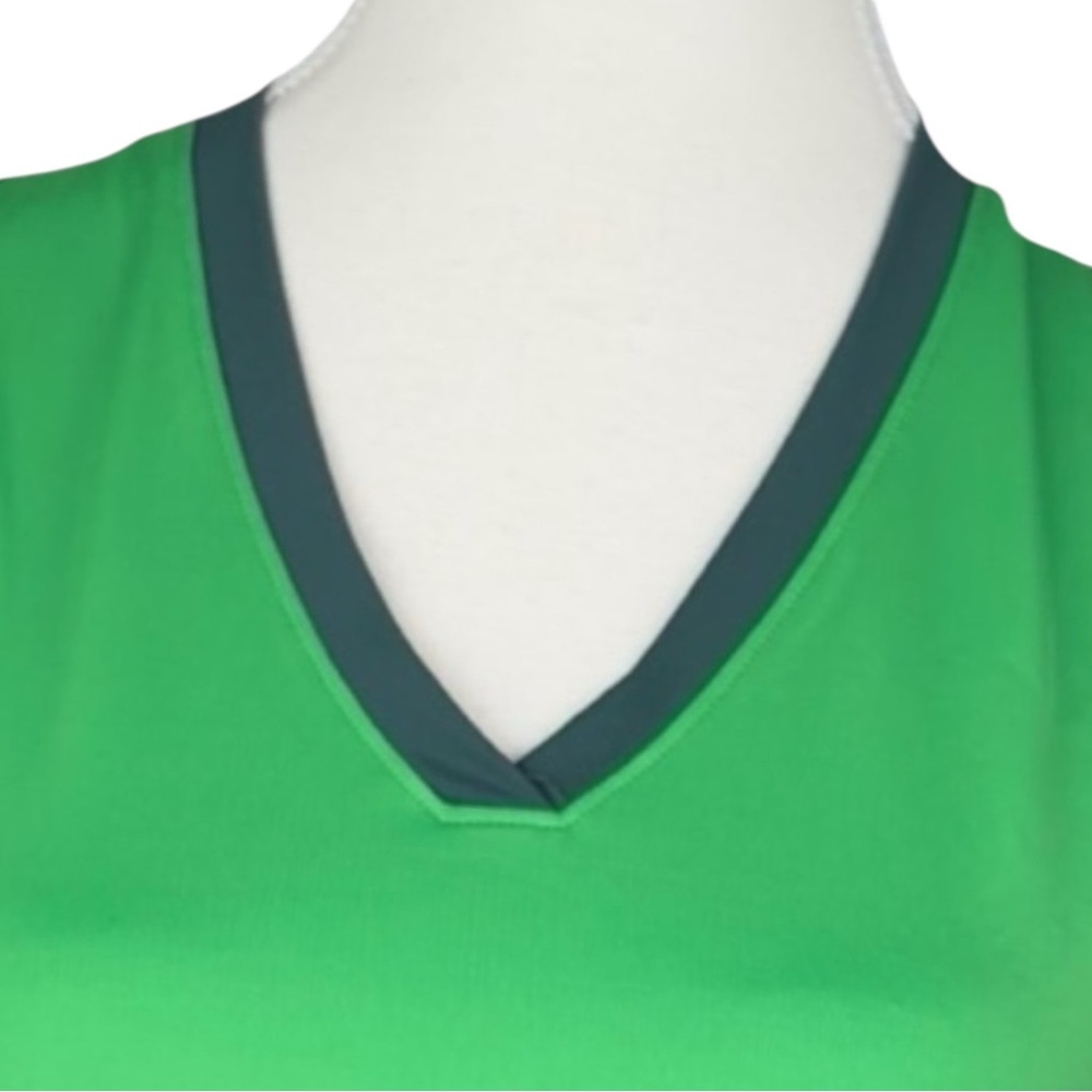 EleVen Venus Williams Tank Top Green S NWT V Neck Tennis Active Stretch Athletic